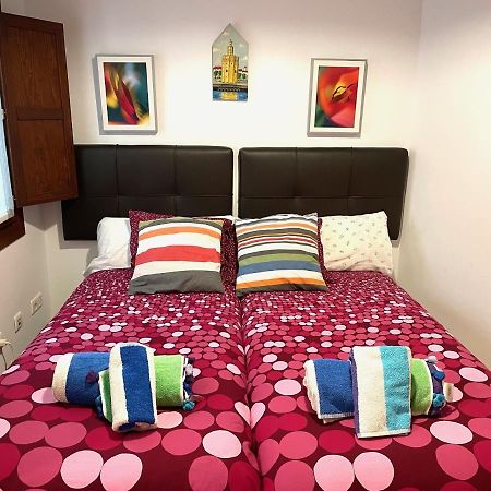 Apartamento Centro Plaza Salvador, Wifi Free& Parking Opcional Sevilha Exterior foto